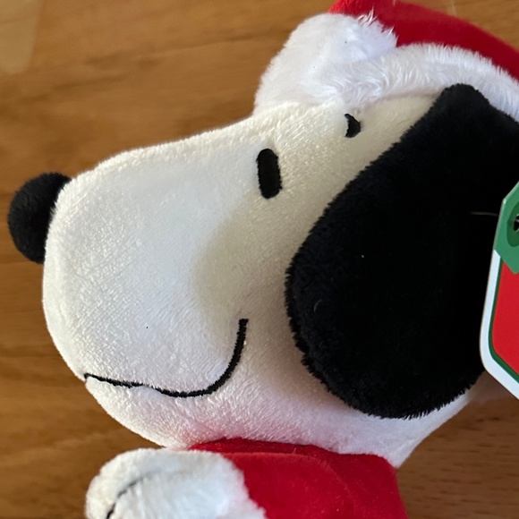 NWT Hallmark PEANUTS SNOOPY Stuffed Toy with Santa Hat and Coat - Picture 3 of 9